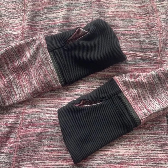 Lululemon 1/4 Zip Running Pull-over - Size 6 - Picture 3 of 3